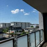 ベランダハト避けネット｜高耐久C型クリップで防鳥ネット施工